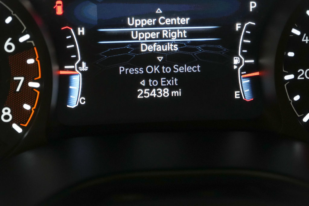 Used 2025 Jeep Compass Limited AWD/4WD image 17