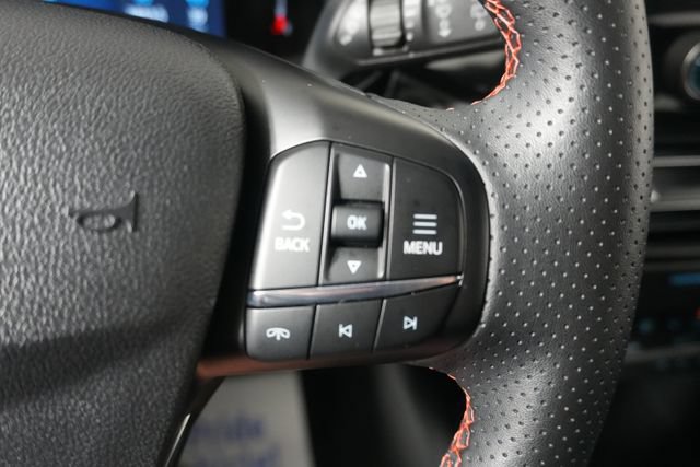 Certified 2025 Ford Escape ST-Line Select AWD/4WD image 14