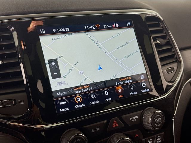 Used 2021 Jeep Grand Cherokee Limited image 13