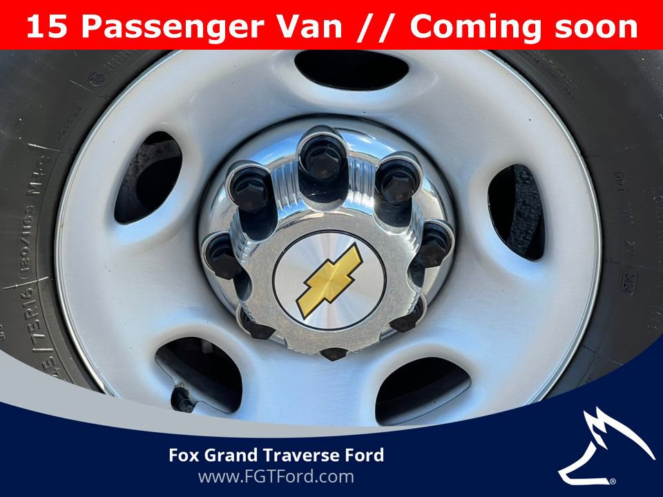 Used 2025 Chevrolet Express 3500 LT w/ LT Preferred Equipment Group image 7