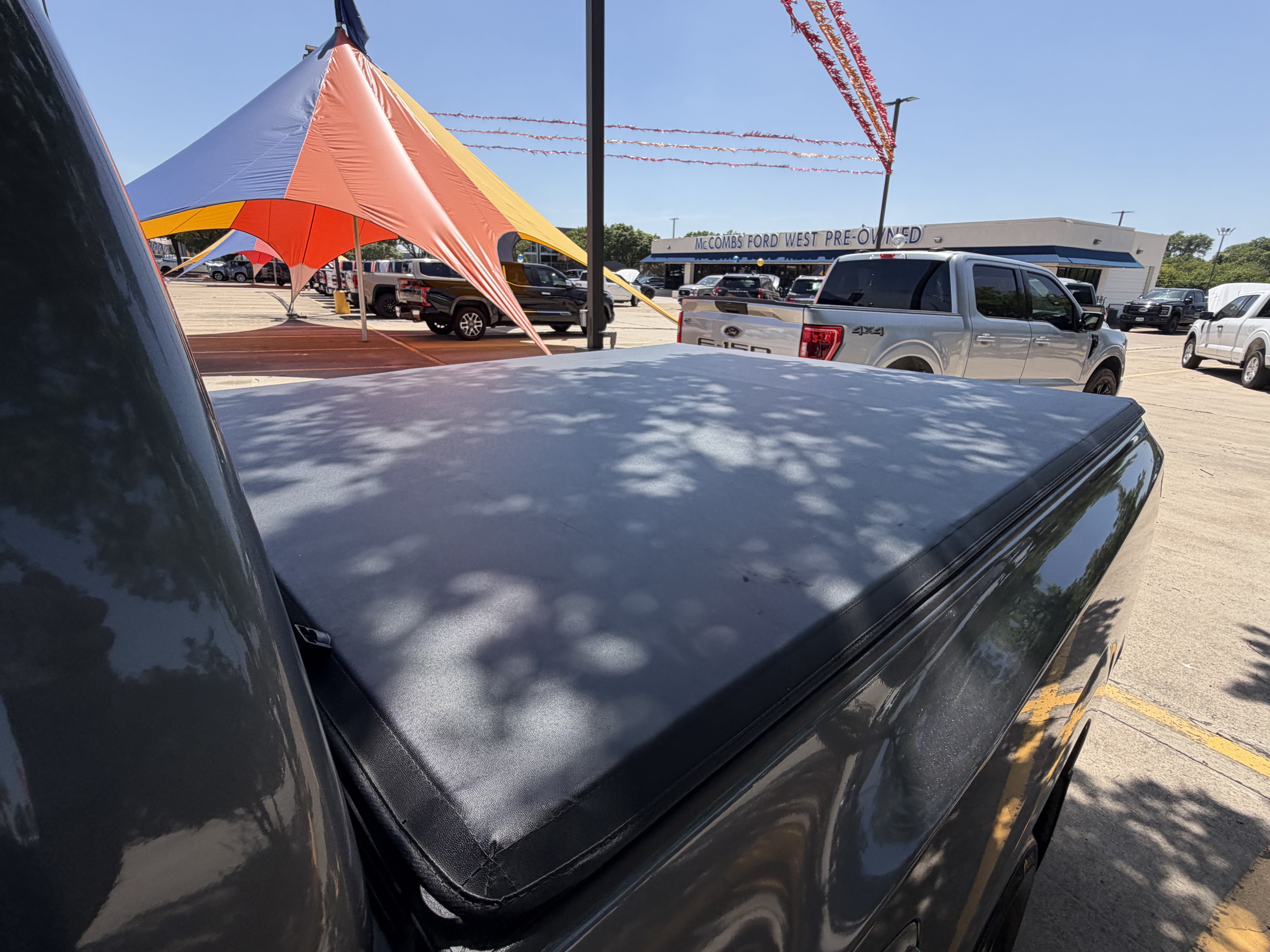 Used 2023 Nissan Frontier SV w/ Technology Package AWD/4WD image 11