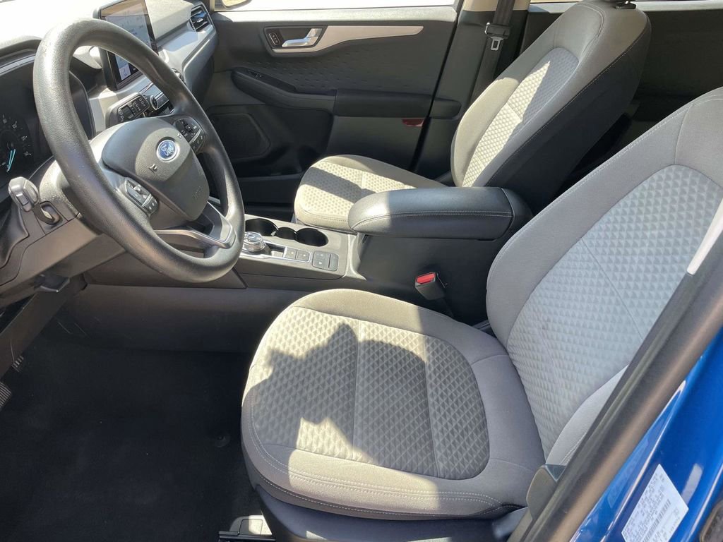 Certified 2020 Ford Escape SE image 13