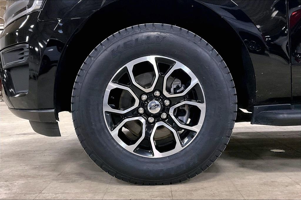 Certified 2024 Ford Expedition Max XLT image 11