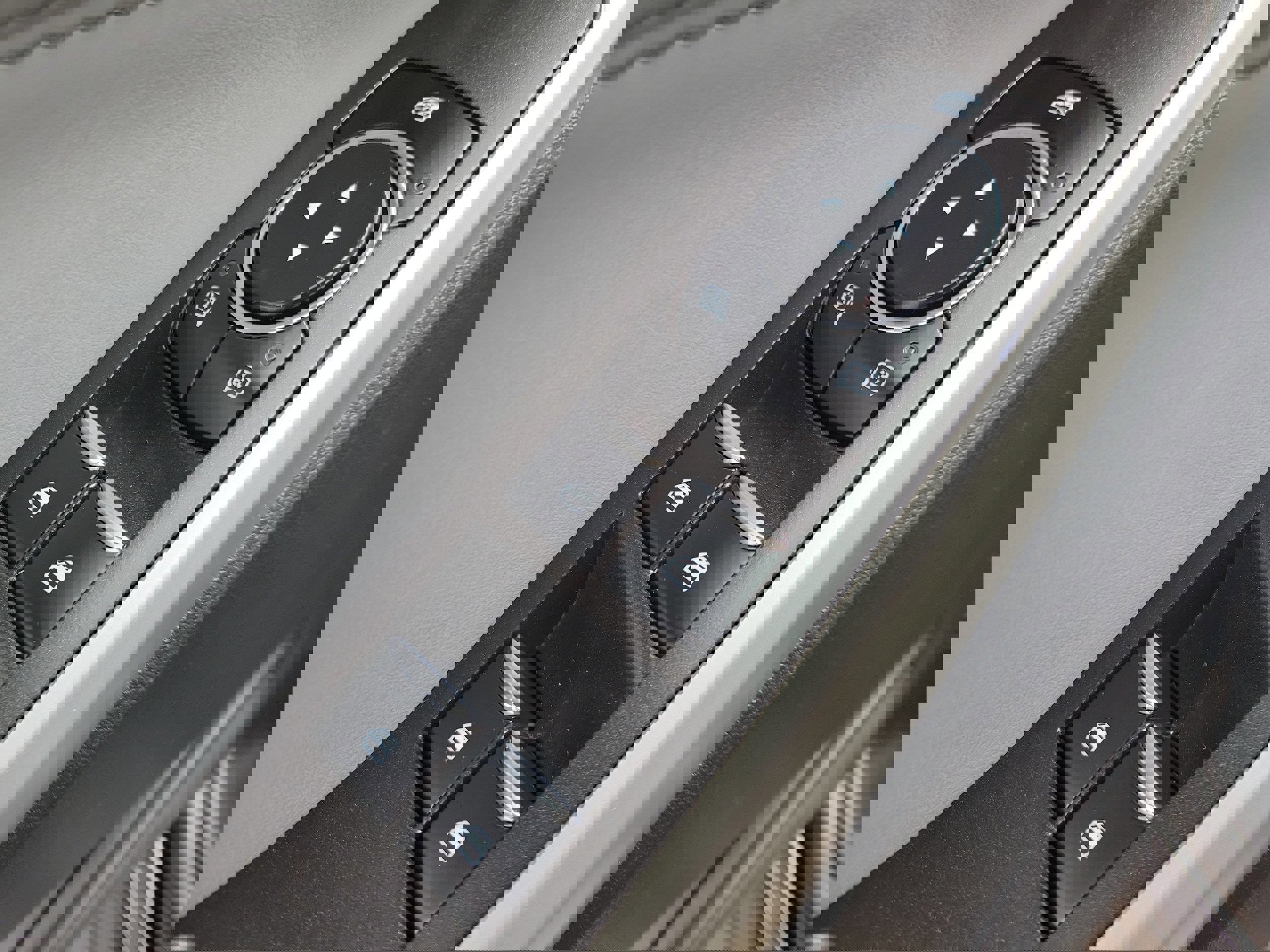 Certified 2023 Ford Explorer XLT w/ Equipment Group 202A image 20