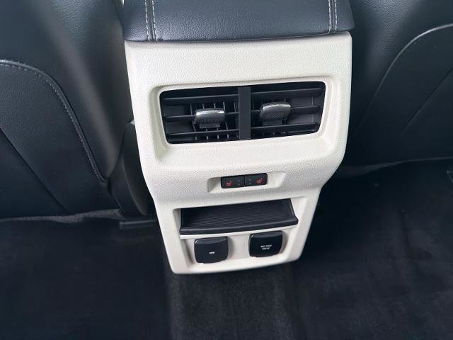 Certified 2018 Ford Edge Titanium w/ Equipment Group 301A image 27