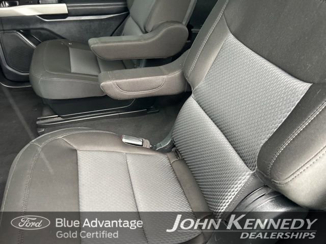 Certified 2022 Ford Explorer XLT image 33