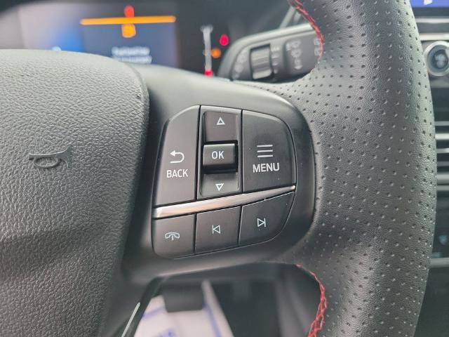 Certified 2025 Ford Escape ST-Line Select AWD/4WD image 21