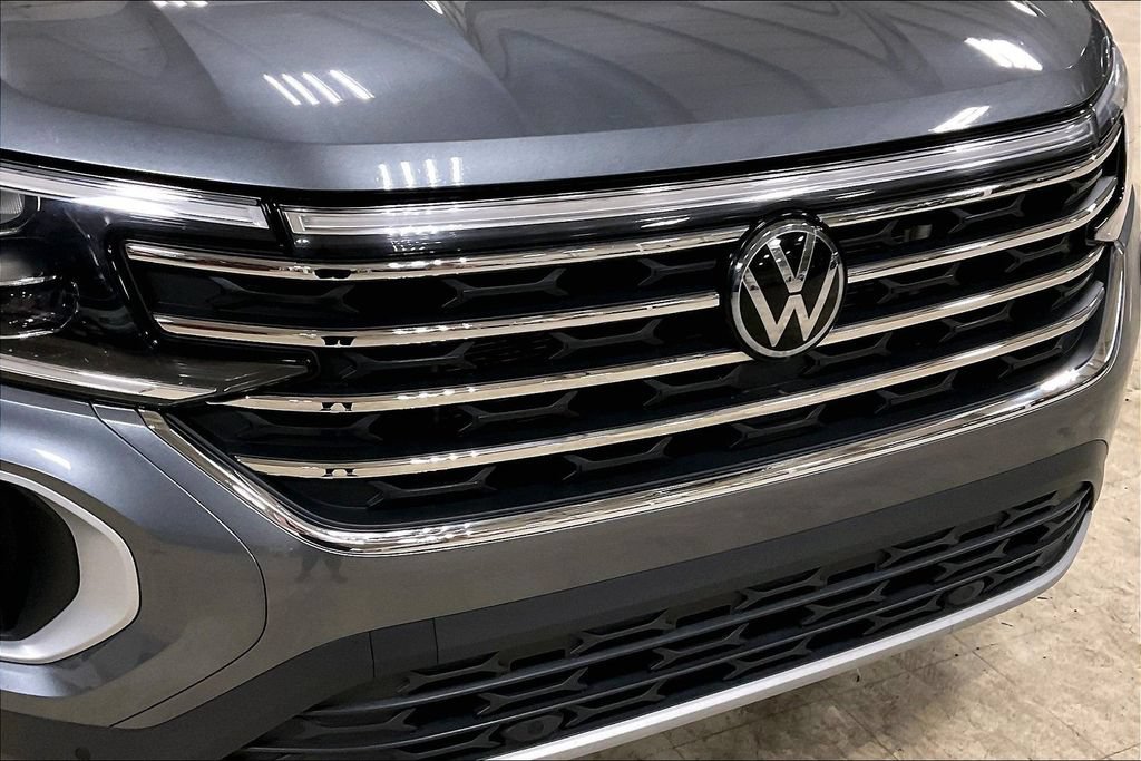 Used 2025 Volkswagen Atlas SE AWD/4WD image 29