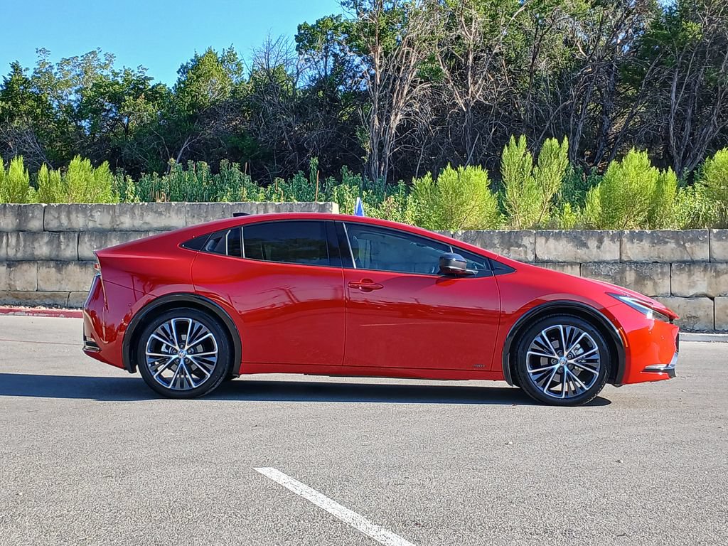 Used 2024 Toyota Prius Limited w/ Limited Premium Package AWD/4WD image 2