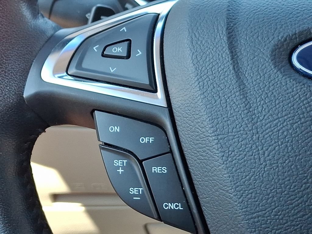 Certified 2018 Ford Edge Titanium w/ Equipment Group 301A AWD/4WD image 22