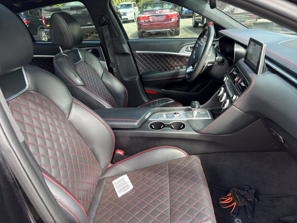 Used 2021 Genesis G70 3.3T w/ Sport Package RWD image 29