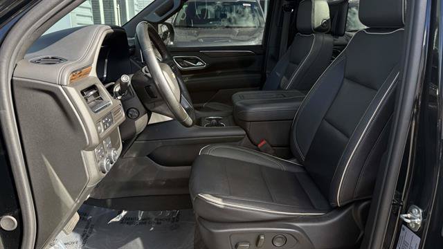 Used 2023 Chevrolet Tahoe Premier AWD/4WD image 10