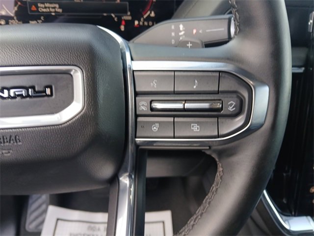 Used 2025 GMC Yukon XL Denali image 18