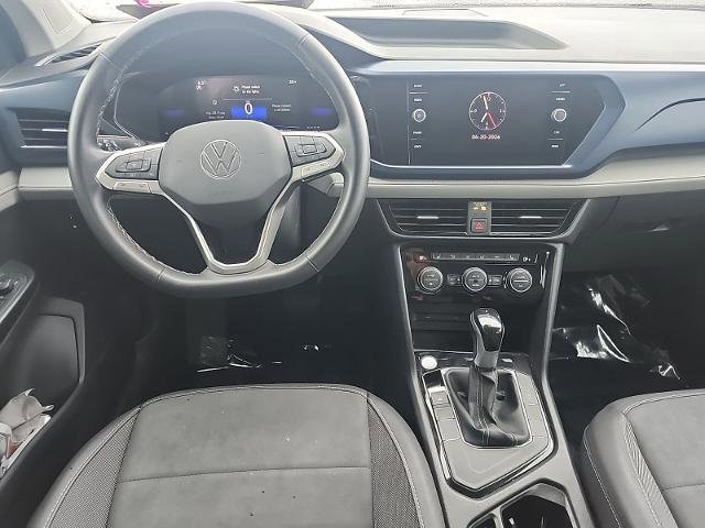 Used 2024 Volkswagen Taos SE FWD image 8