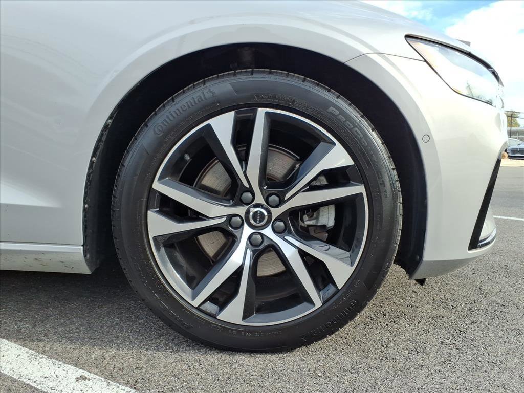 Used 2024 Volvo S60 B5 Plus image 10