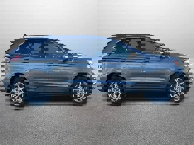 Certified 2024 Ford Edge SEL image 2
