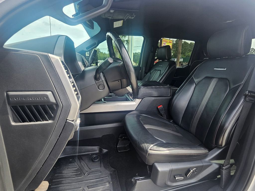 Certified 2020 Ford F250 Platinum w/ FX4 Off-Road Package AWD/4WD video 4