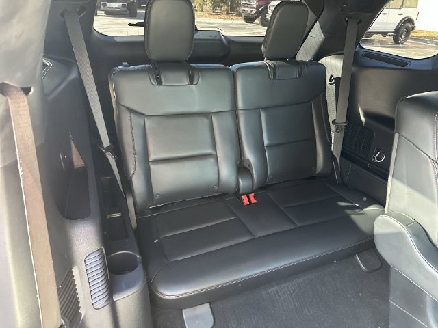Certified 2025 Ford Explorer ST-Line w/ Premium Package RWD image 23