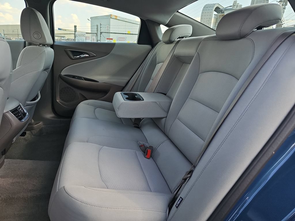 Used 2025 Chevrolet Malibu LT FWD image 14