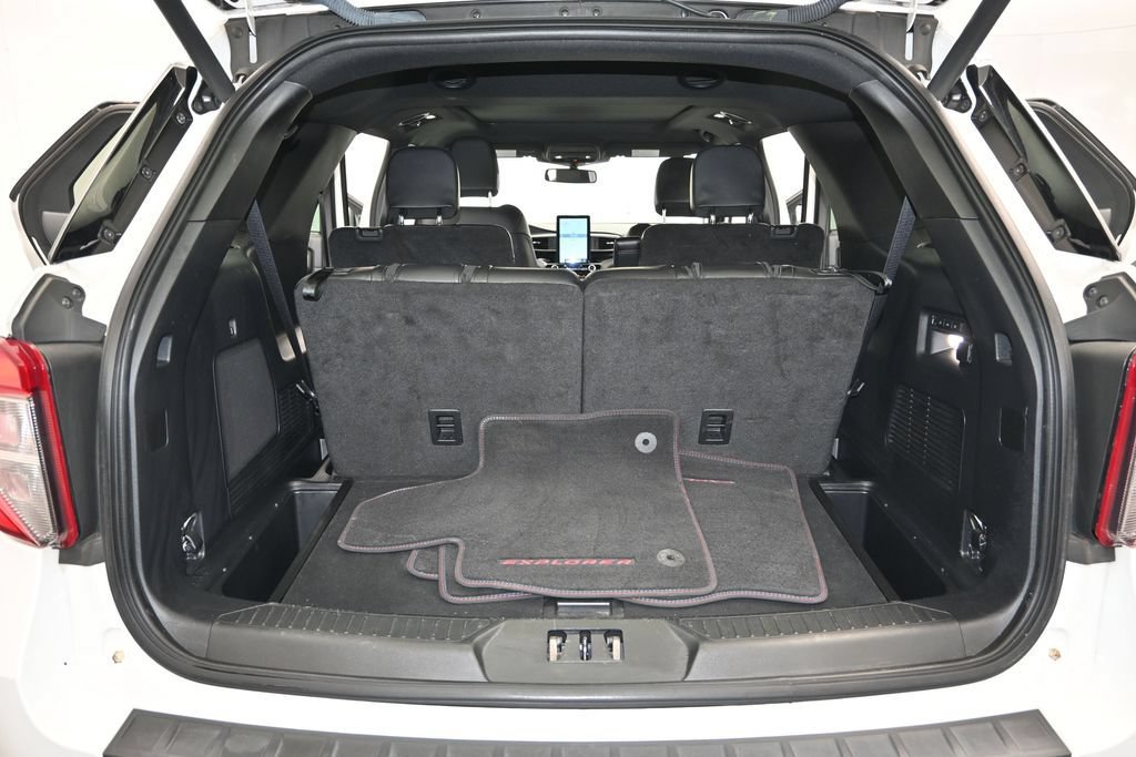 Certified 2023 Ford Explorer ST w/ Equipment Group 401A AWD/4WD image 11
