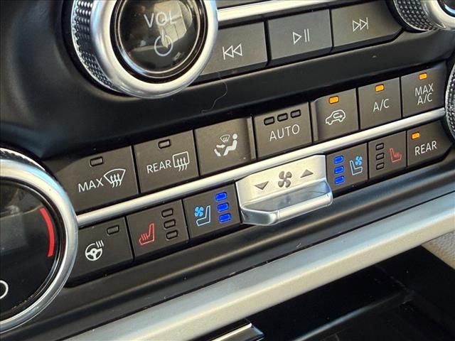 Certified 2024 Ford Expedition Max XLT RWD image 23