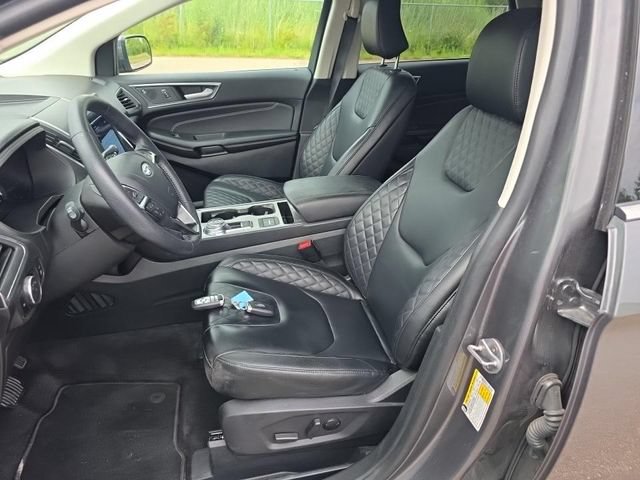 Certified 2024 Ford Edge Titanium AWD/4WD image 5