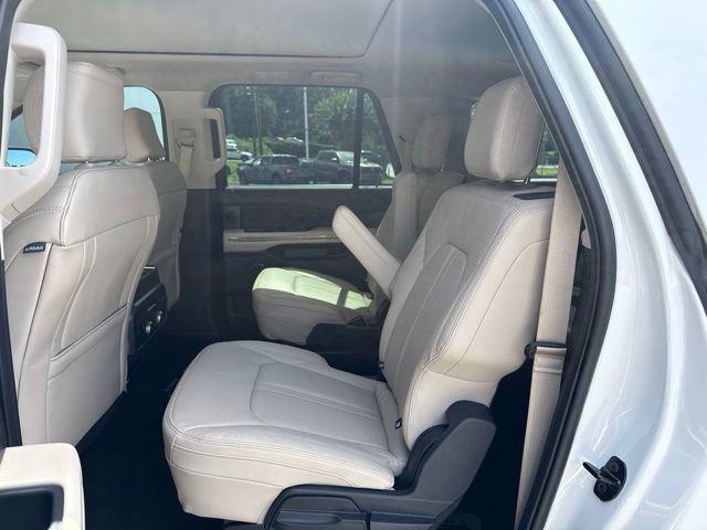 Certified 2024 Ford Expedition Max Platinum AWD/4WD image 10