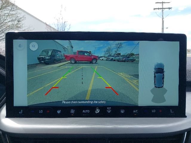 Certified 2025 Ford Escape Platinum w/ Class II Trailer Tow Package AWD/4WD image 21