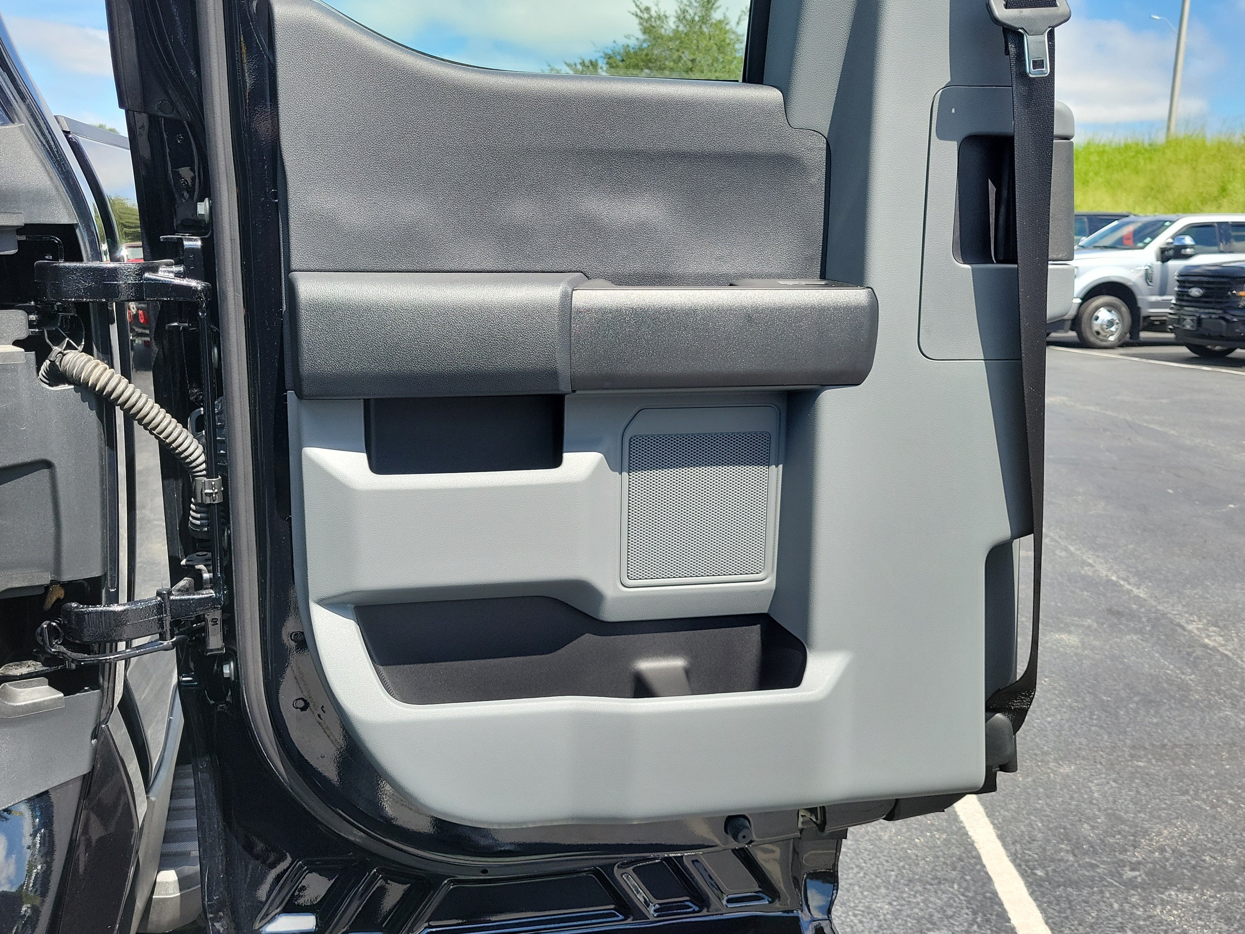 Certified 2024 Ford F350 XL w/ 360-Degree Camera Package RWD image 11