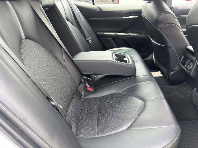 Used 2022 Toyota Camry XSE FWD image 11
