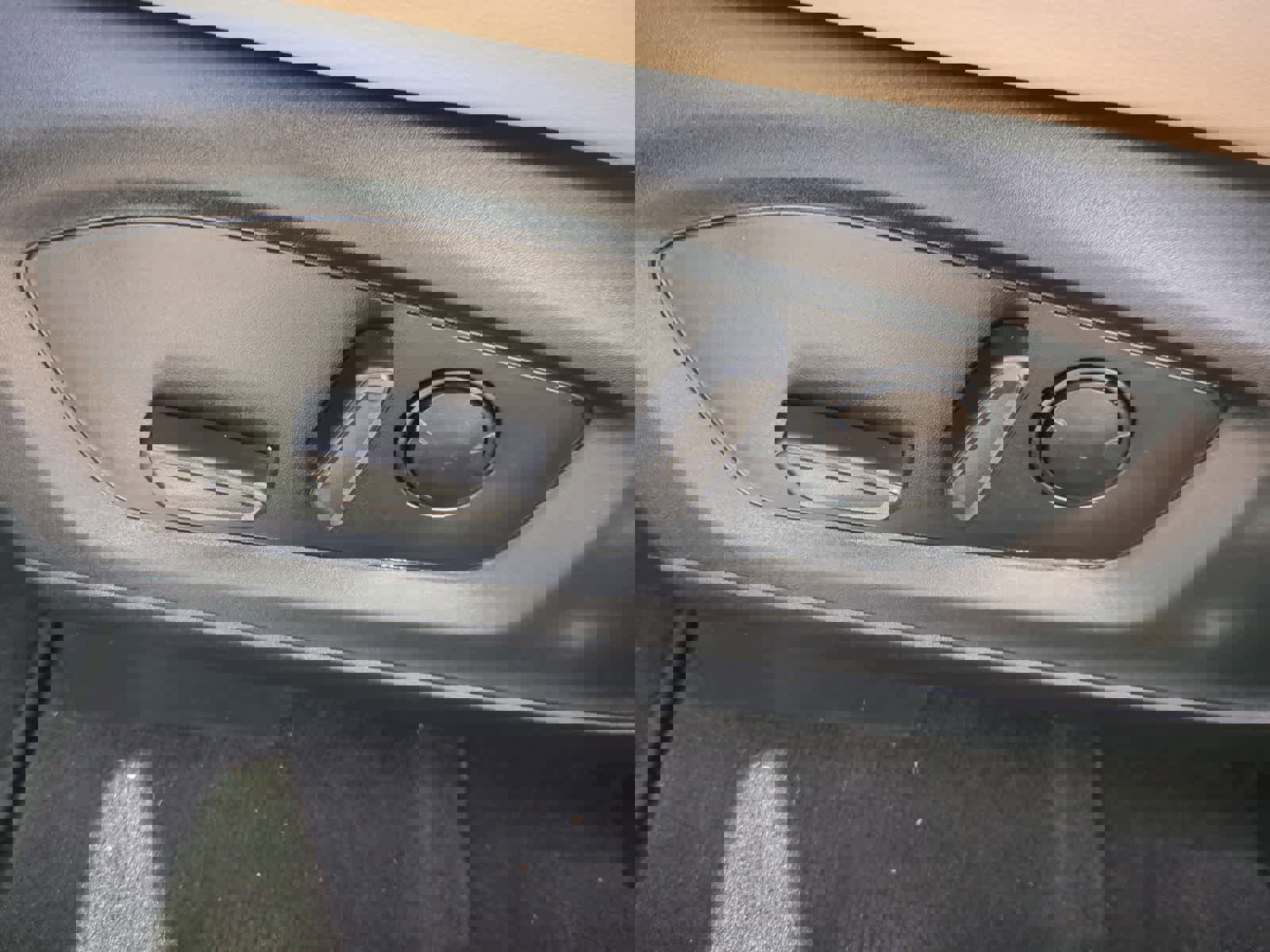 Certified 2023 Ford Explorer Limited w/ Equipment Group 301A image 17