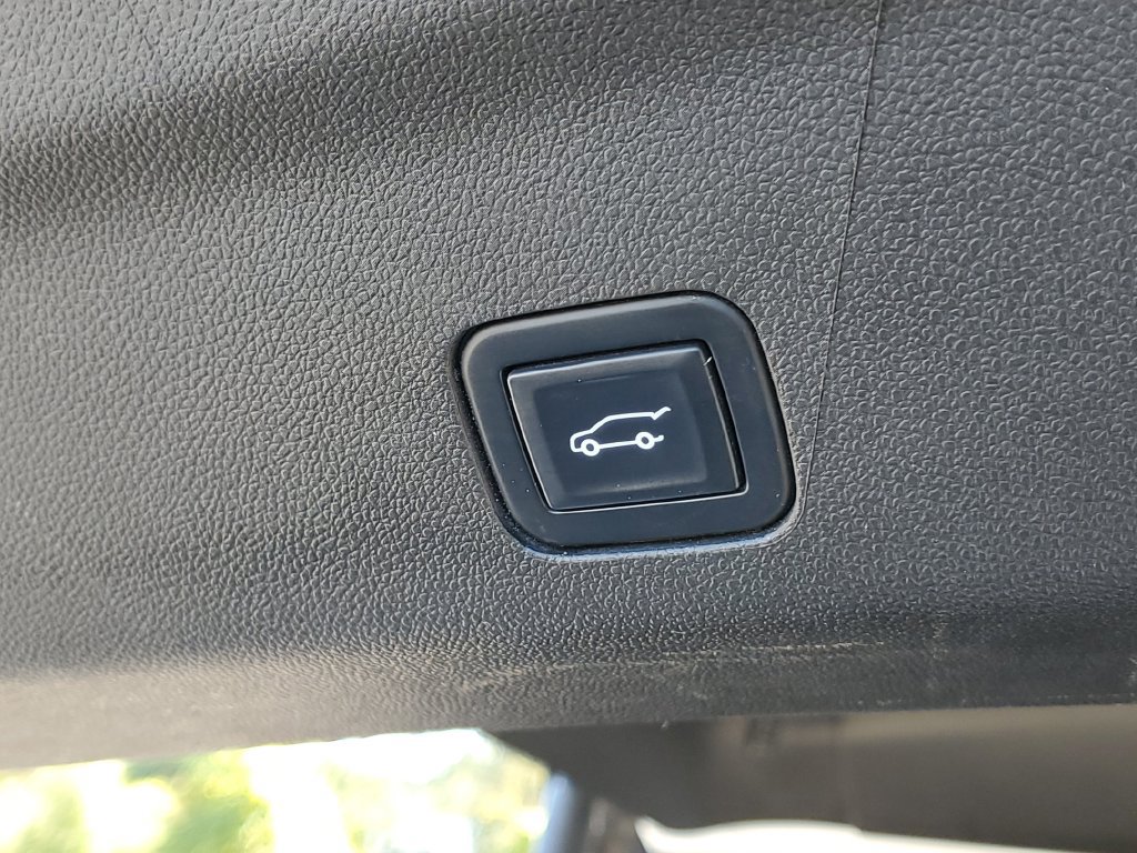 Used 2022 Chevrolet Tahoe LT AWD/4WD image 11