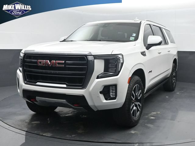 Used 2022 GMC Yukon XL AT4 AWD/4WD image 3