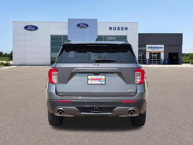 Certified 2023 Ford Explorer XLT w/ Equipment Group 202A AWD/4WD image 4