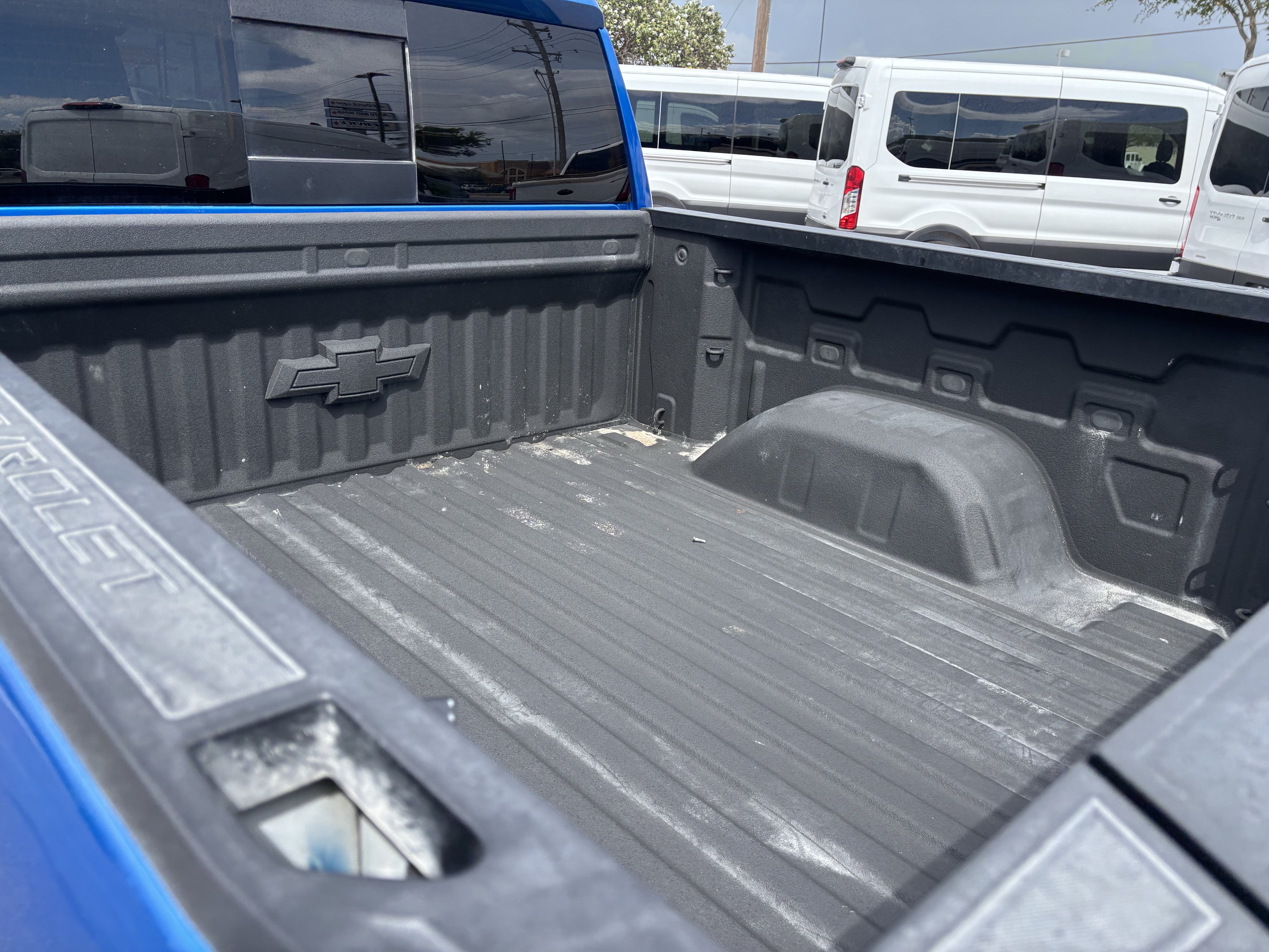 Used 2023 Chevrolet Silverado 1500 RST w/ Texas Edition Plus AWD/4WD image 18