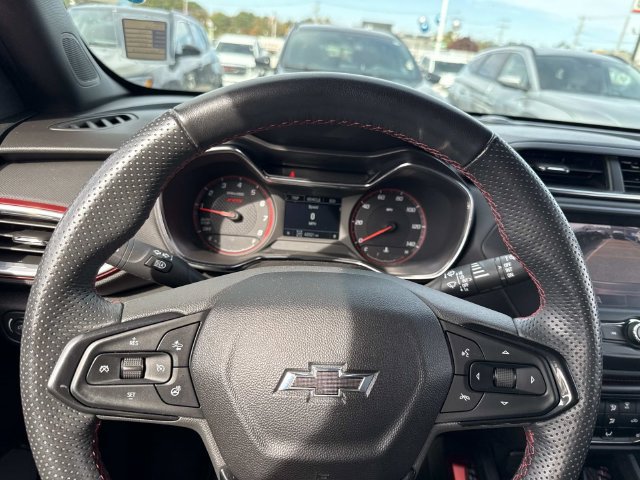 Used 2023 Chevrolet TrailBlazer RS AWD/4WD image 35