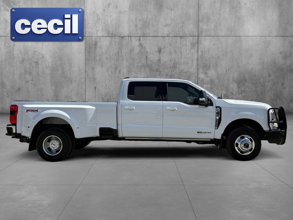 Certified 2024 Ford F350 Lariat w/ Lariat Ultimate Package AWD/4WD image 4