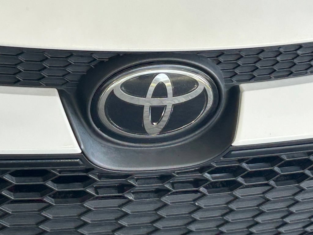 Used 2022 Toyota Corolla LE FWD image 18