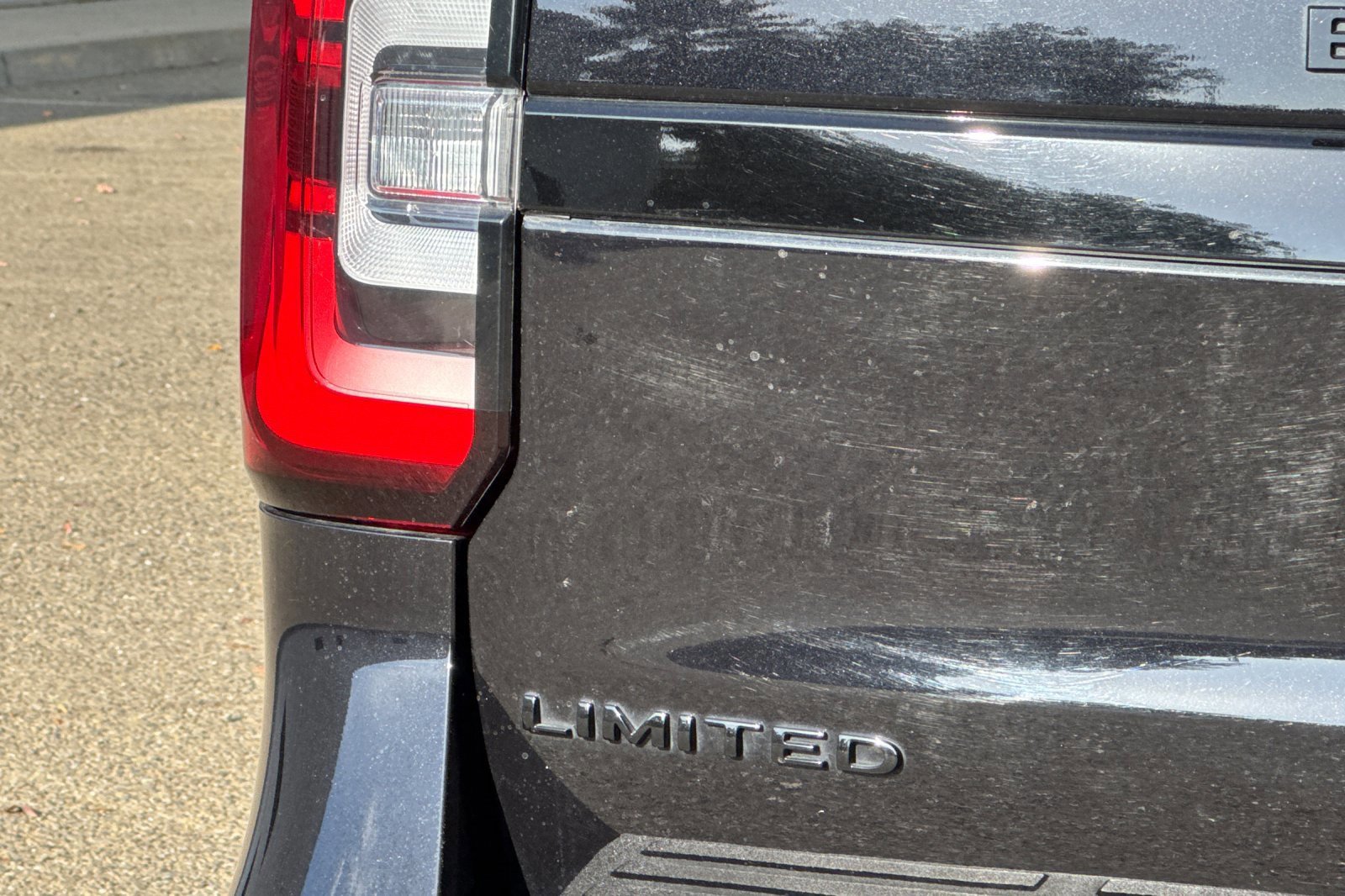 Certified 2022 Ford Expedition Limited image 53