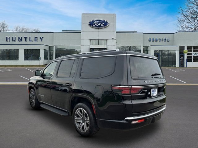 Used 2024 Jeep Wagoneer Series II AWD/4WD image 5