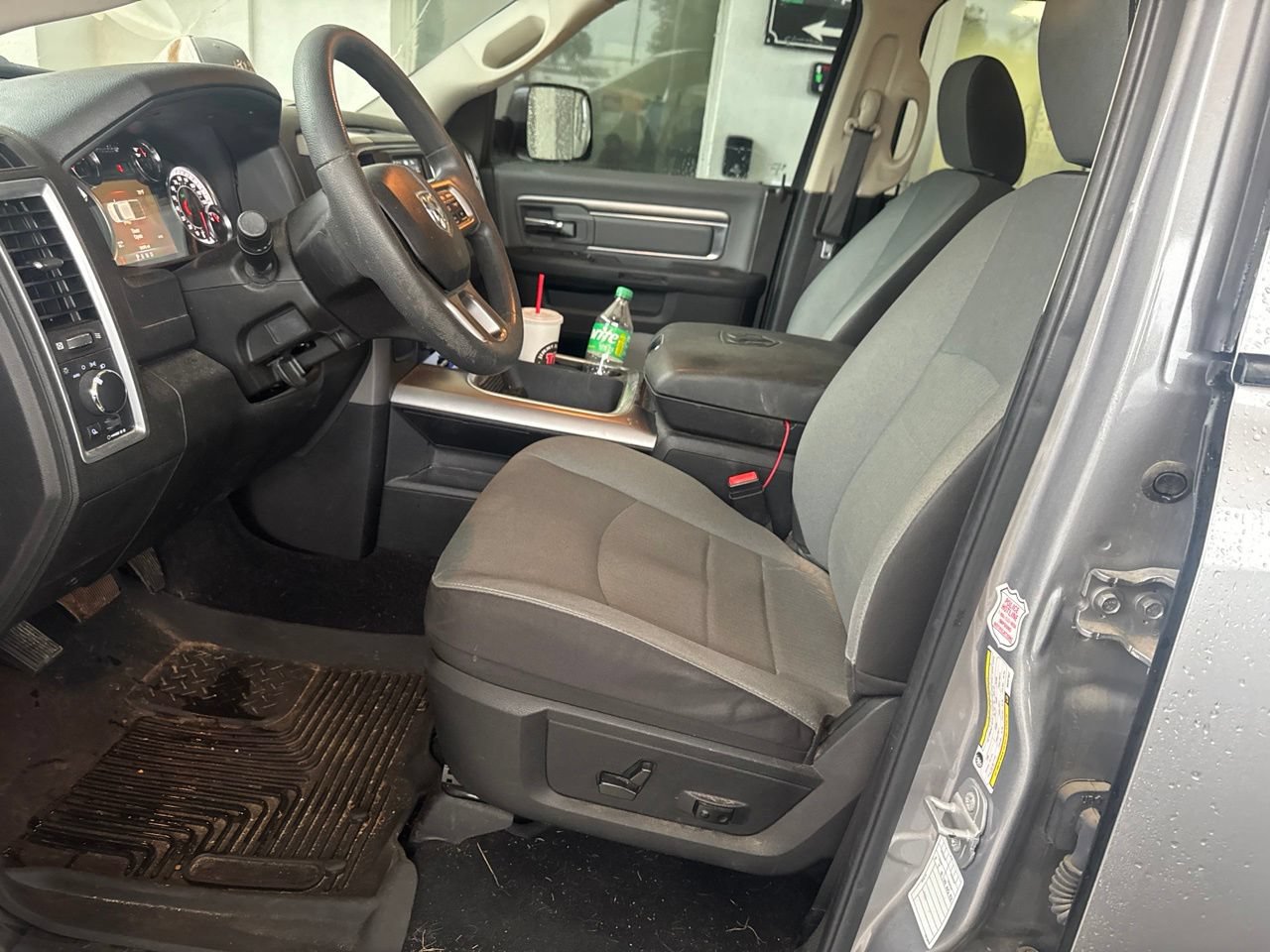 Used 2022 RAM 1500 Classic SLT w/ Trailer & Traction Group RWD image 9