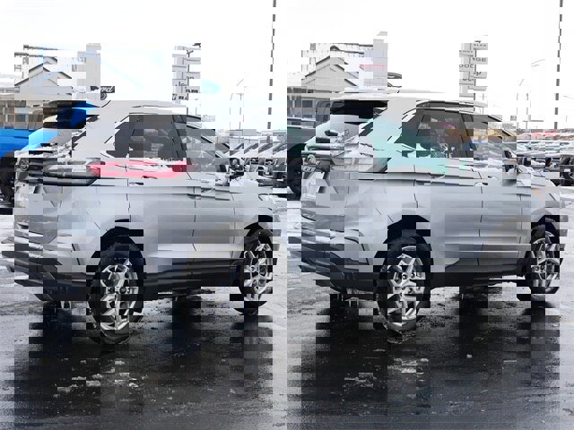 Certified 2024 Ford Edge SEL image 2