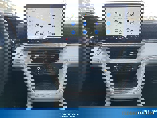 Certified 2025 Ford Explorer Active w/ Active Comfort Package image 33