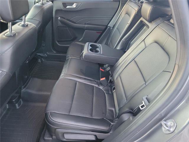 Certified 2022 Ford Escape Titanium w/ Class II Trailer Tow Package image 27