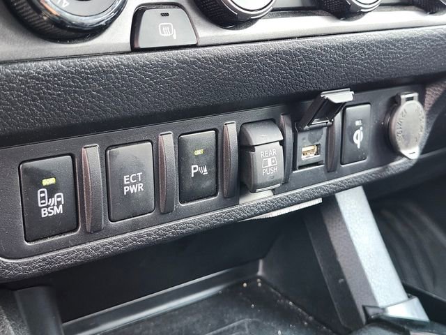 Used 2023 Toyota Tacoma TRD Sport w/ Technology Package AWD/4WD image 26