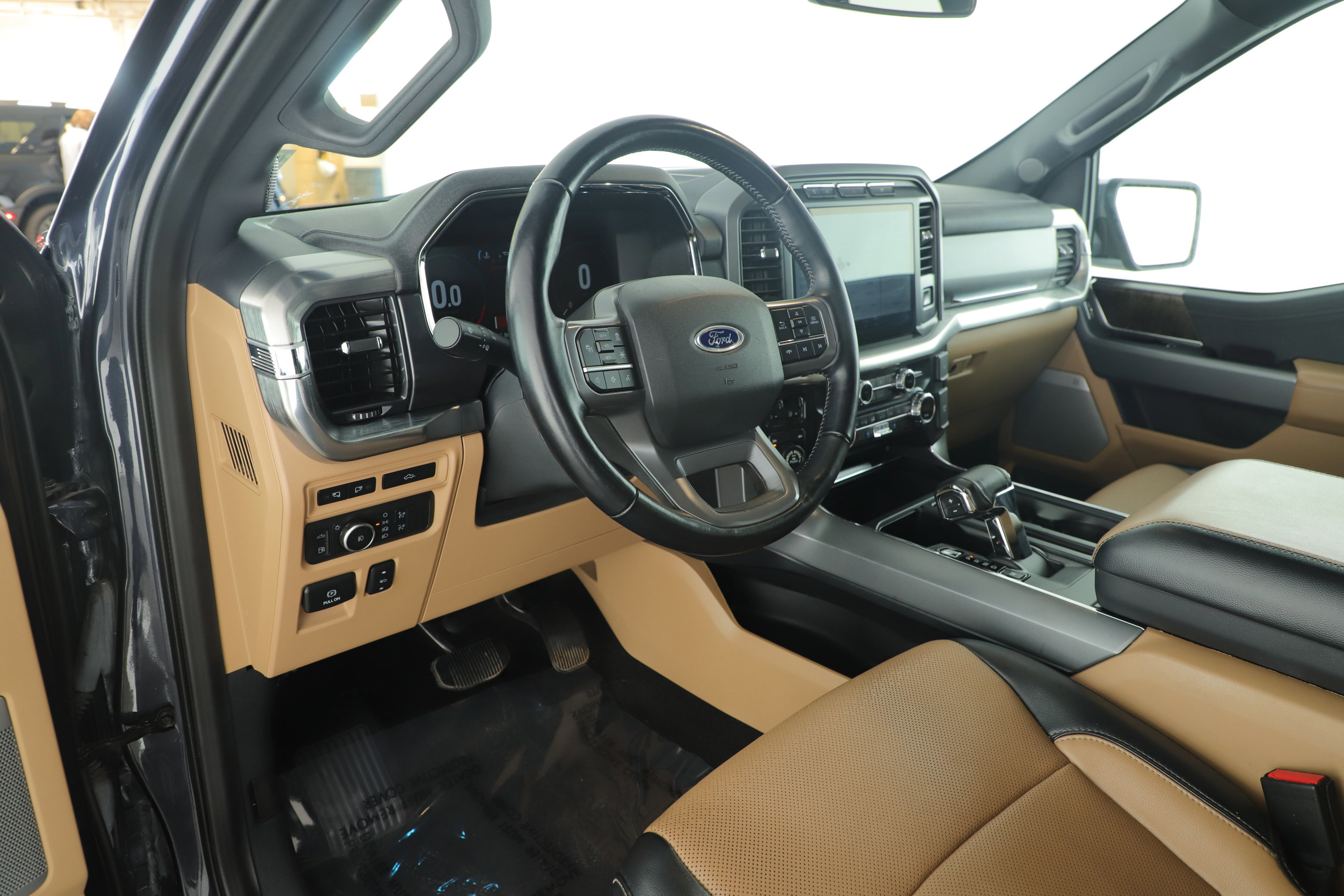 Certified 2021 Ford F150 Lariat w/ Equipment Group 502A High image 20