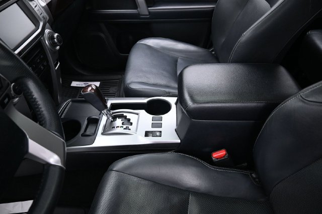 Used 2018 Toyota 4Runner Limited RWD image 27