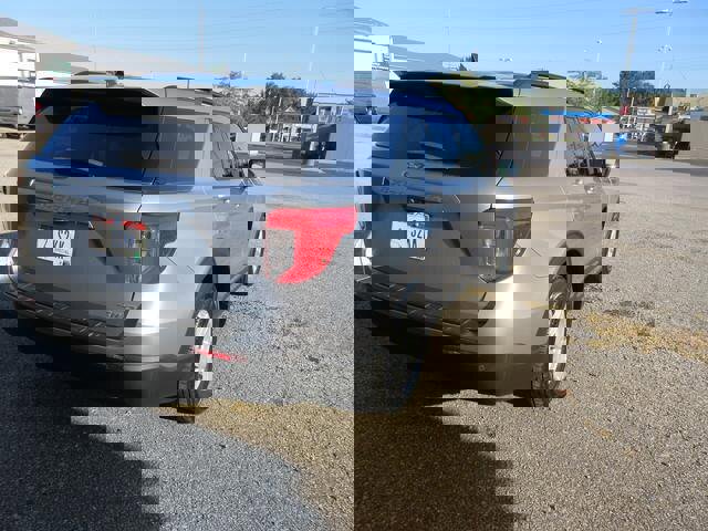 Certified 2022 Ford Explorer XLT image 5