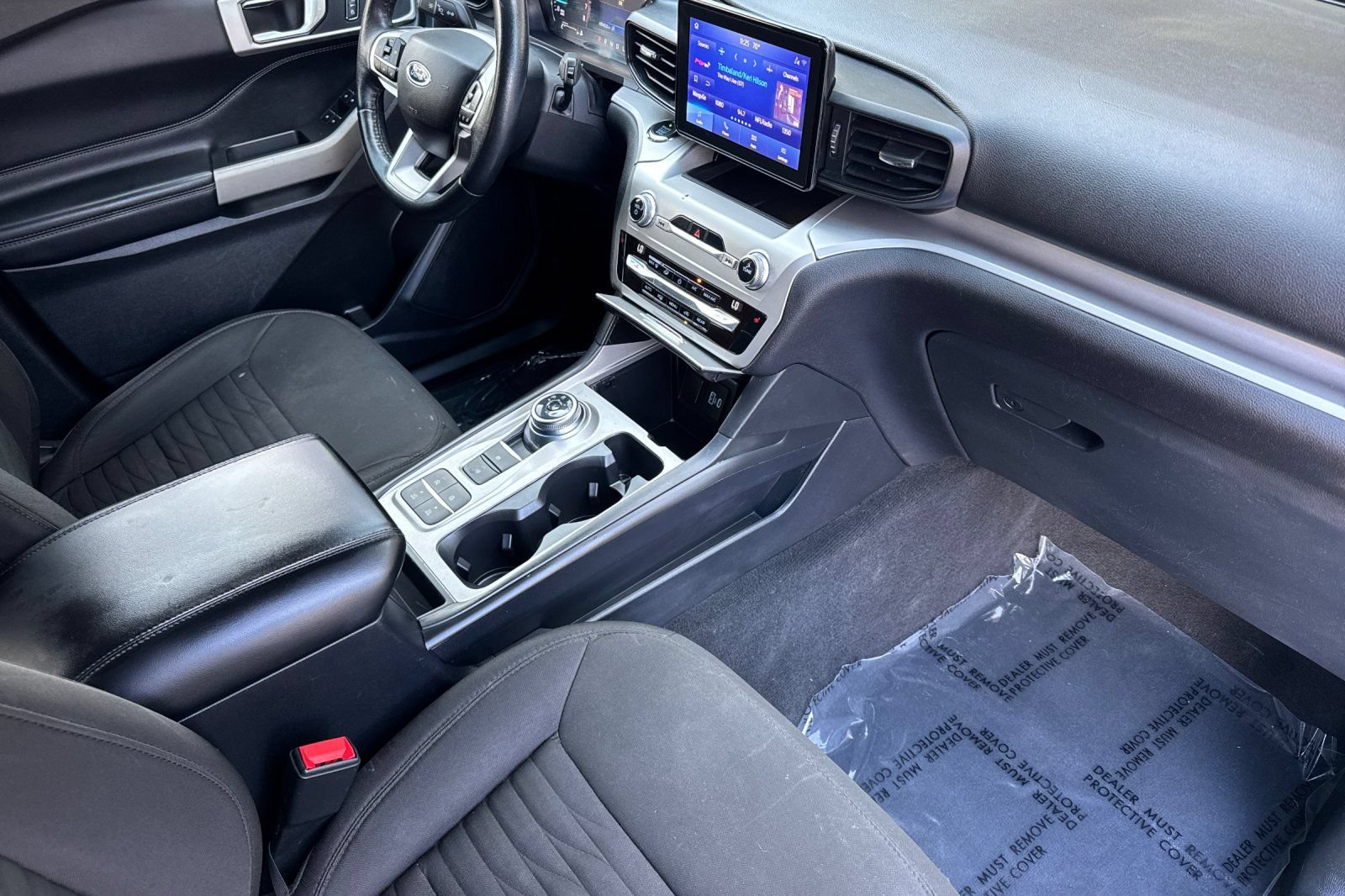 Certified 2021 Ford Explorer XLT RWD image 18