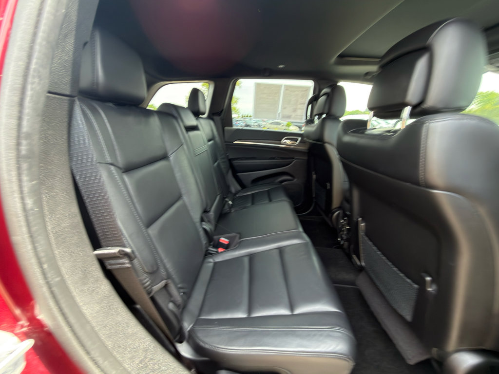 Used 2022 Jeep Grand Cherokee Limited AWD/4WD image 17